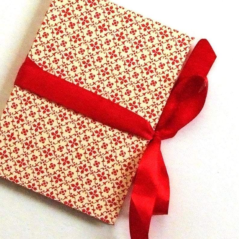 Nauli Leporello Leporello grafische Sternblumen rot bei Nauli and Stories