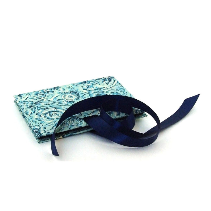 Nauli Leporello Leporello Indische Blumen blau bei Nauli and Stories