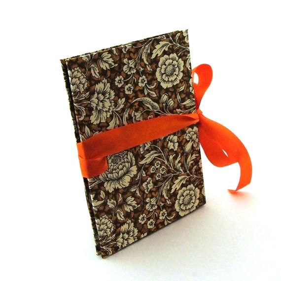 Nauli Leporello Leporello Renaissance Blumen braun orange bei Nauli and Stories
