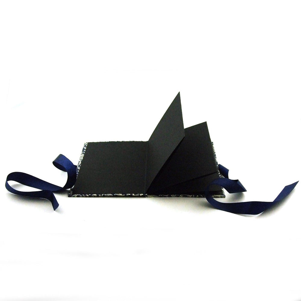 Nauli Leporello Leporello Renaissance Ornament blau bei Nauli and Stories