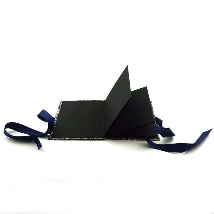 Nauli Leporello Leporello Renaissance Ornament blau bei Nauli and Stories