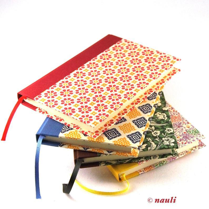 Nauli Notizbuch DIN A6 kleines rotes Notizbuch DIN A6 rot Quatrefoil bei Nauli and Stories
