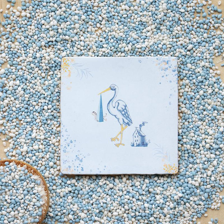 StoryTiles StoryTiles 10x10cm New boy in town - StoryTiles Fliese bei Nauli and Stories