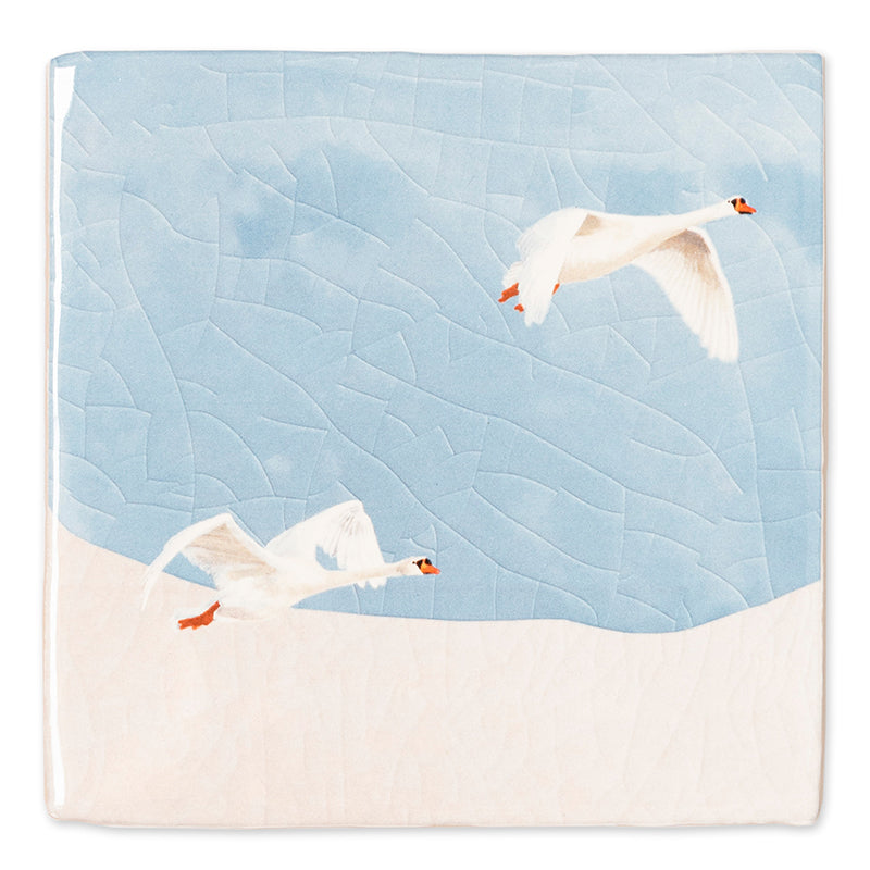 StoryTiles StoryTiles 13x13cm Spread your wings - fliegende Schwäne - Medium - StoryTiles bei Nauli and Stories