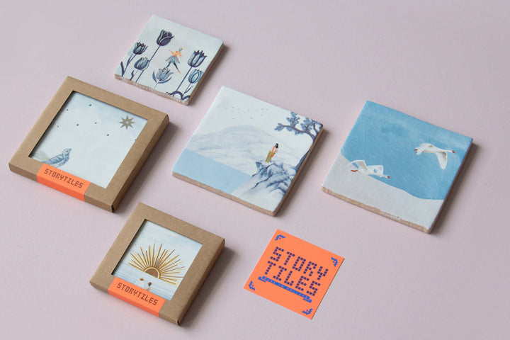 StoryTiles StoryTiles 13x13cm Spread your wings - fliegende Schwäne - Medium - StoryTiles bei Nauli and Stories