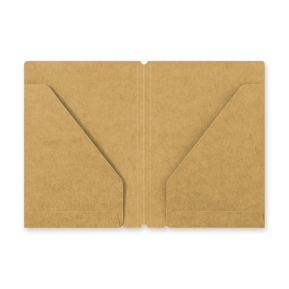 Traveler's Company Folder 010 TRAVELER´S notebook Refill Kraft Paper Folder Passport Size bei Nauli and Stories