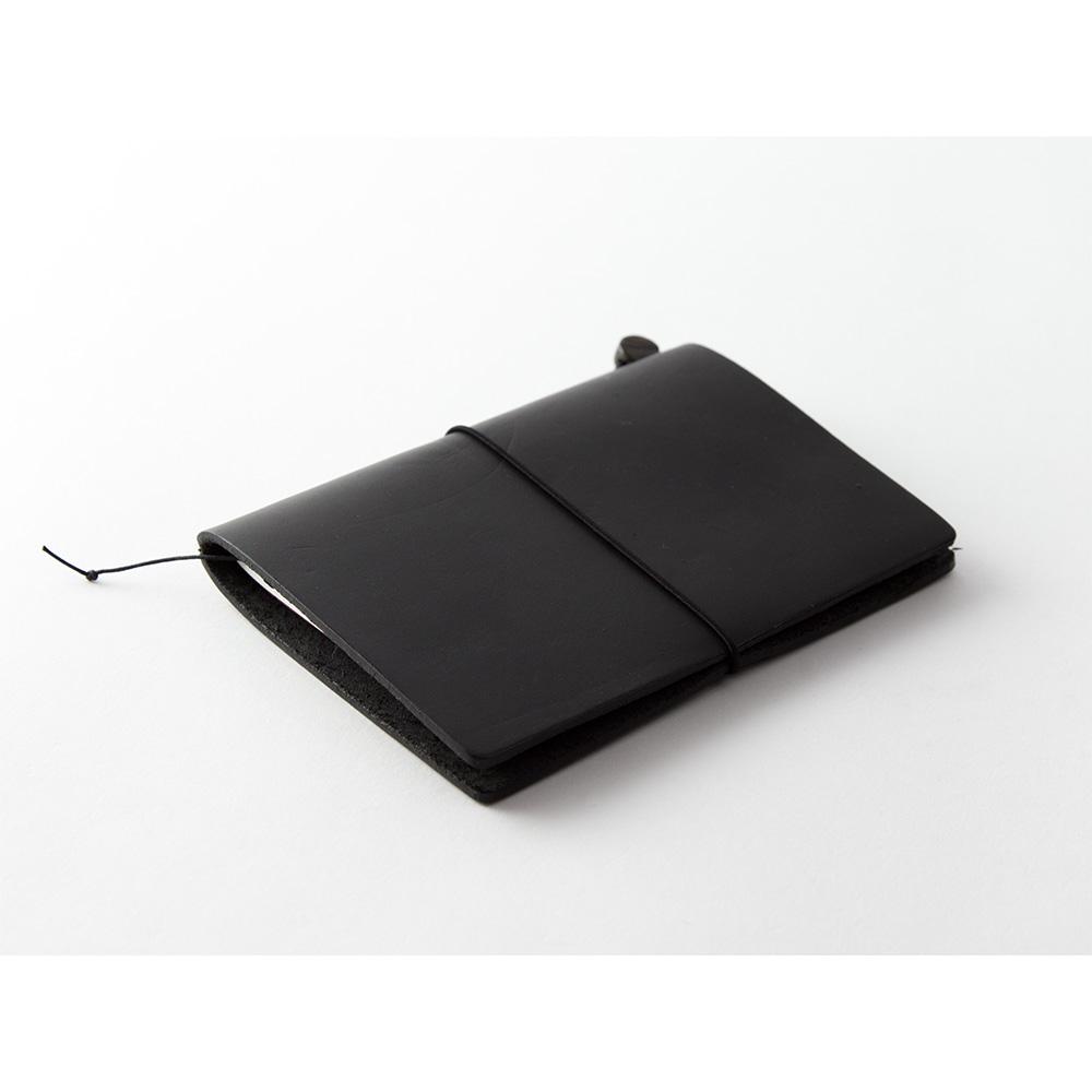 Traveler's Company Notizbuch Reisenotizbuch "TRAVELER'S notebook" Passport Leder schwarz bei Nauli and Stories