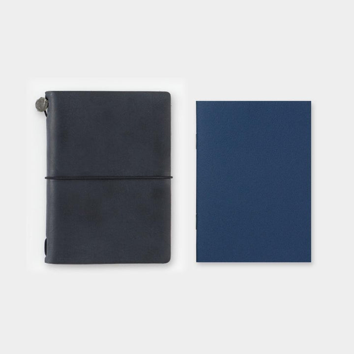 Traveler's Company Notizbuch TRAVELER'S notebook Passport 001 Lined bei Nauli and Stories
