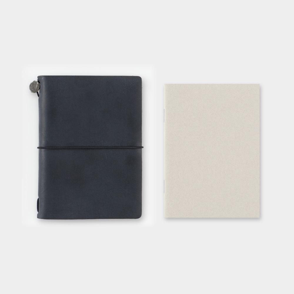 Traveler's Company Notizbuch TRAVELER'S notebook Passport 014  Dot Grid bei Nauli and Stories
