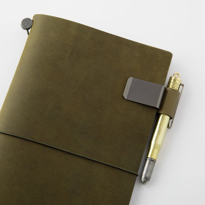 Traveler's Company Stiftehalter TRAVELER'S COMPANY 016 Pen Holder olive bei Nauli and Stories