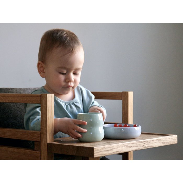 Zaunkönig Kindergeschirr Porzellan- Becher und Schale für Kleine hellblau grün bei Nauli and Stories