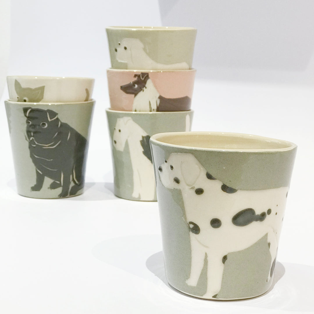 Keramikbecher mit Hund von Camilla Engdahl