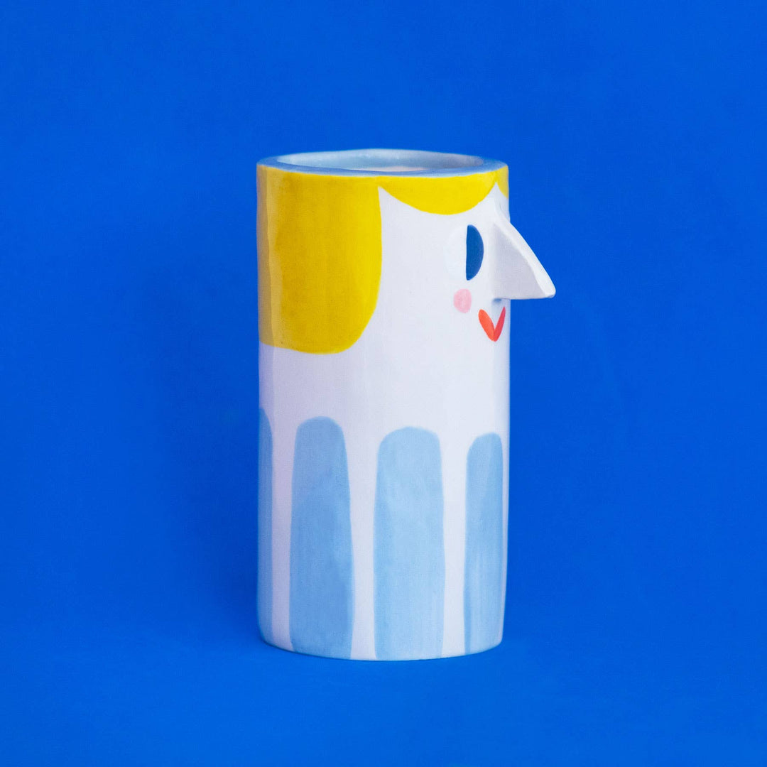 Ana Seixas Vase Vase | Ordnungshelfer Mädchen mit hellblauen Streifen