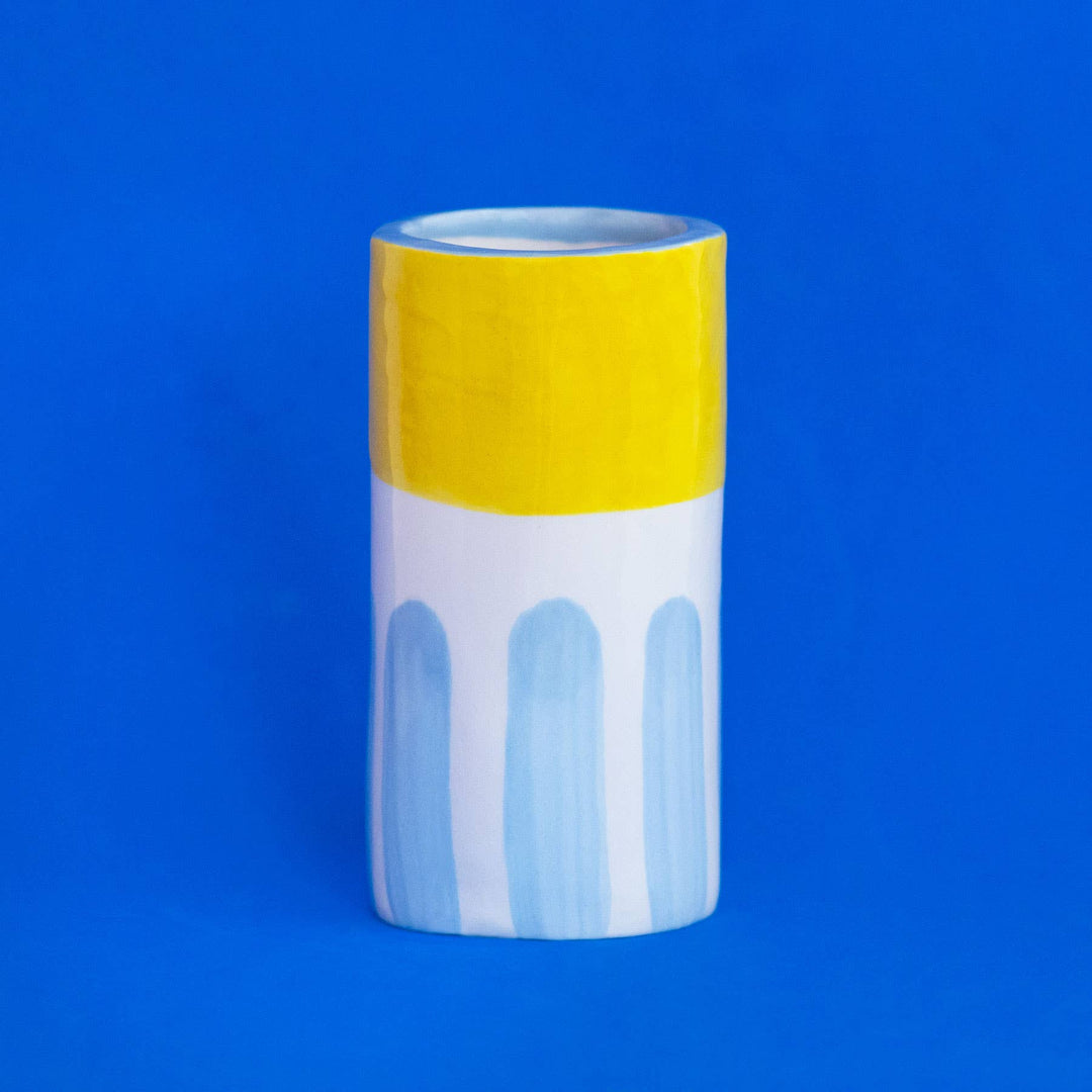 Ana Seixas Vase Vase | Ordnungshelfer Mädchen mit hellblauen Streifen