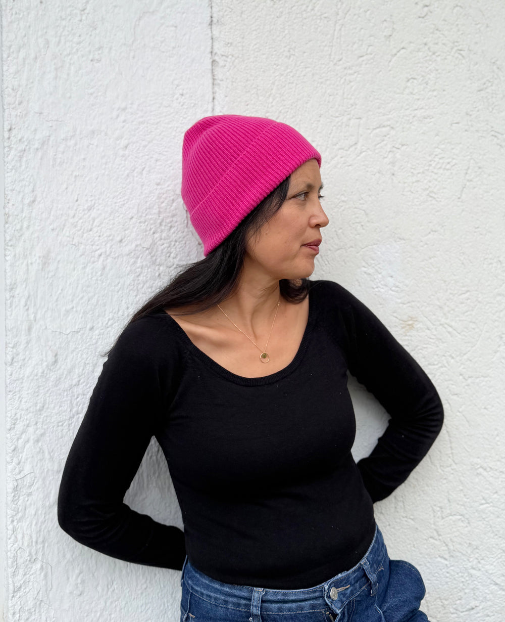 Cézembre Beanie – Fuchsia bei Nauli and Stories
