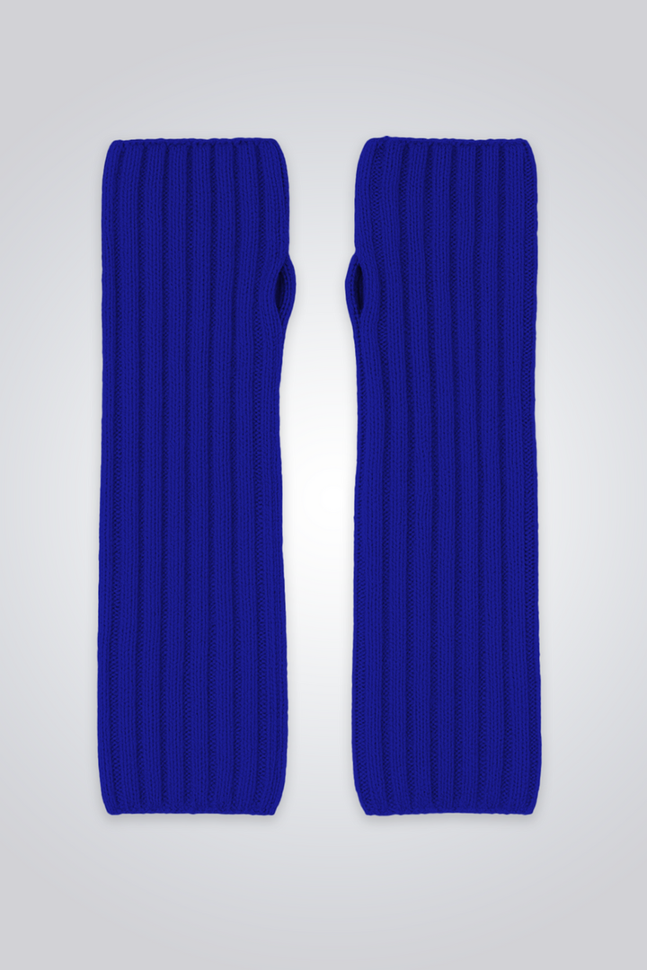 Cézembre Mittens – Bleu Électrique bei Nauli and Stories
