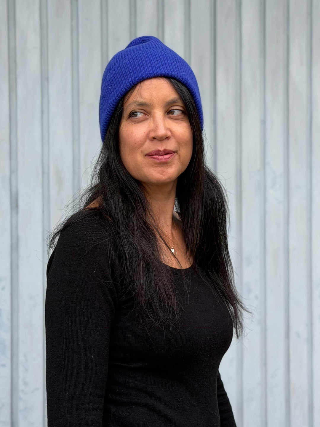 Cézembre Mütze Beanie – Bleu Électrique bei Nauli and Stories