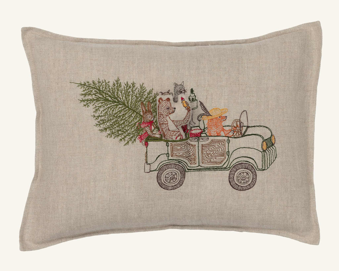 Coral &amp; Tusk Dekokissen Vorbestellung! Weihnachtskissen Christmas Tree Car Pocket Pillow bei Nauli and Stories
