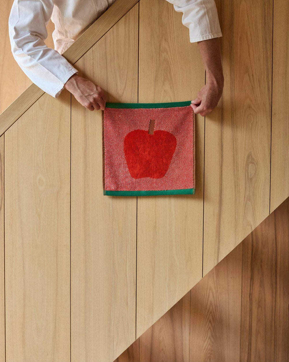 Donna Wilson Handtuch Waschlappen / Gästehandtuch Tutti Frutti  | 30x30 cm bei Nauli and Stories