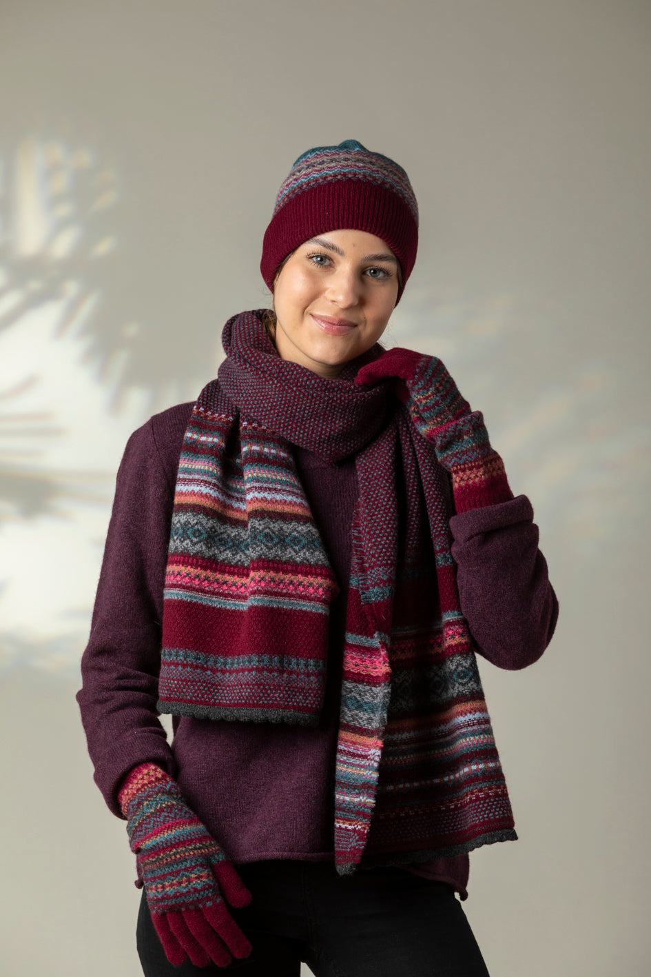 Eribé Mütze Alpine Turnup Hat Velvet bei Nauli and Stories