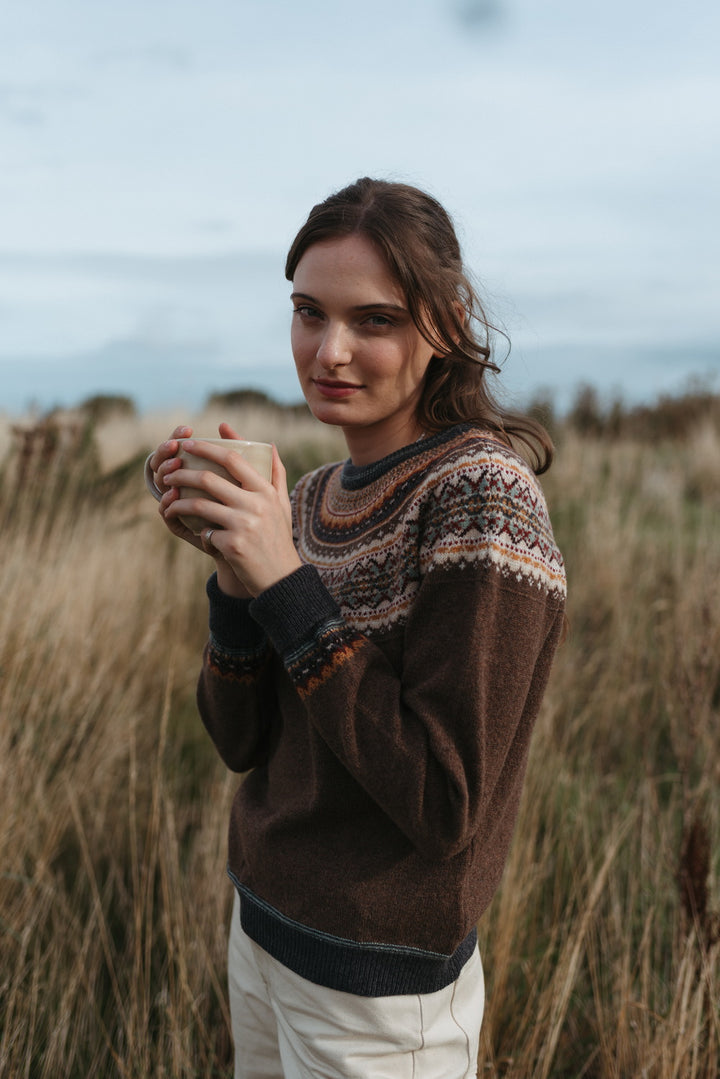 Eribé Pullover Alpine Short Sweater Hazel bei Nauli and Stories