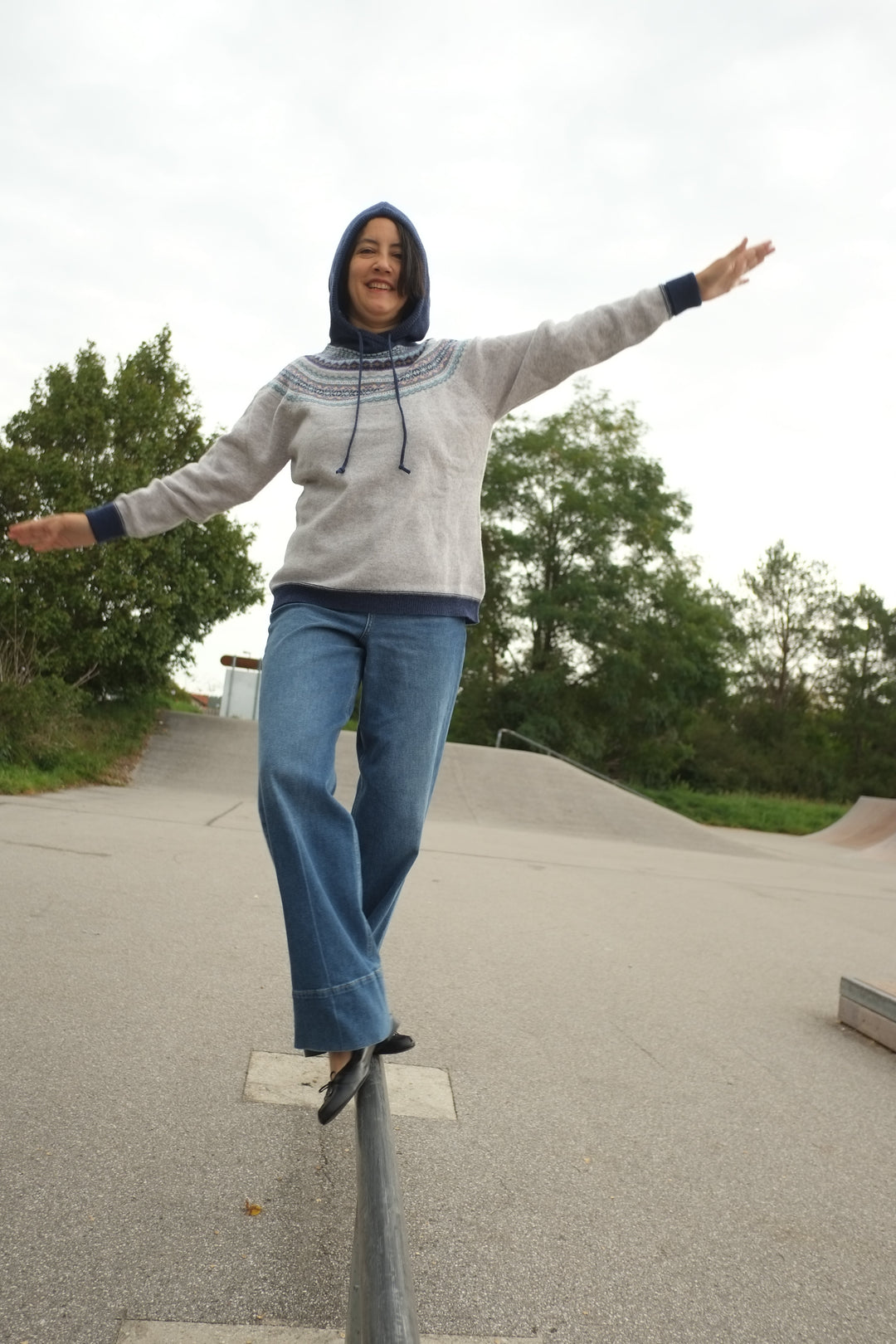 Éribe Pullover Damenpullover mit Kapuze Alpine Arctic