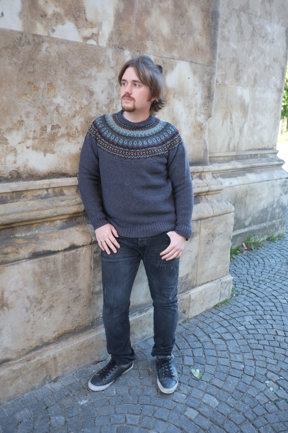Éribe Pullover Herrenpullover aus reiner Wolle - Stonybrek Sweater Selkie