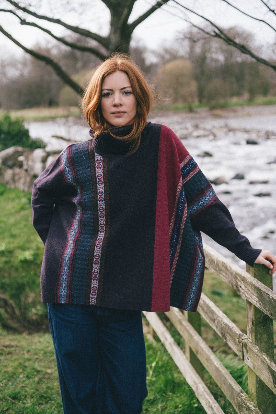 Eribé Pullover Montrose Cowl Sweater Bramble bei Nauli and Stories