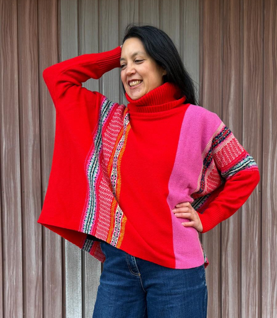 Eribé Pullover Montrose Cowl Sweater Scarlet bei Nauli and Stories