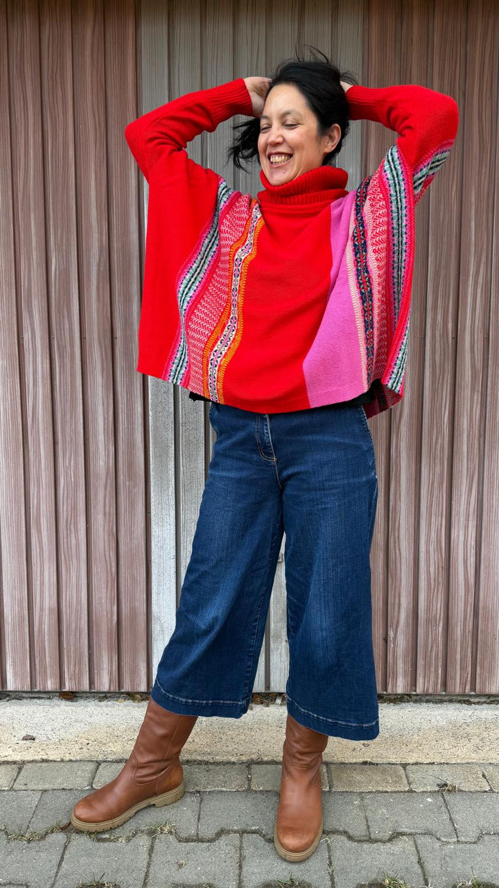 Eribé Pullover Montrose Cowl Sweater Scarlet bei Nauli and Stories