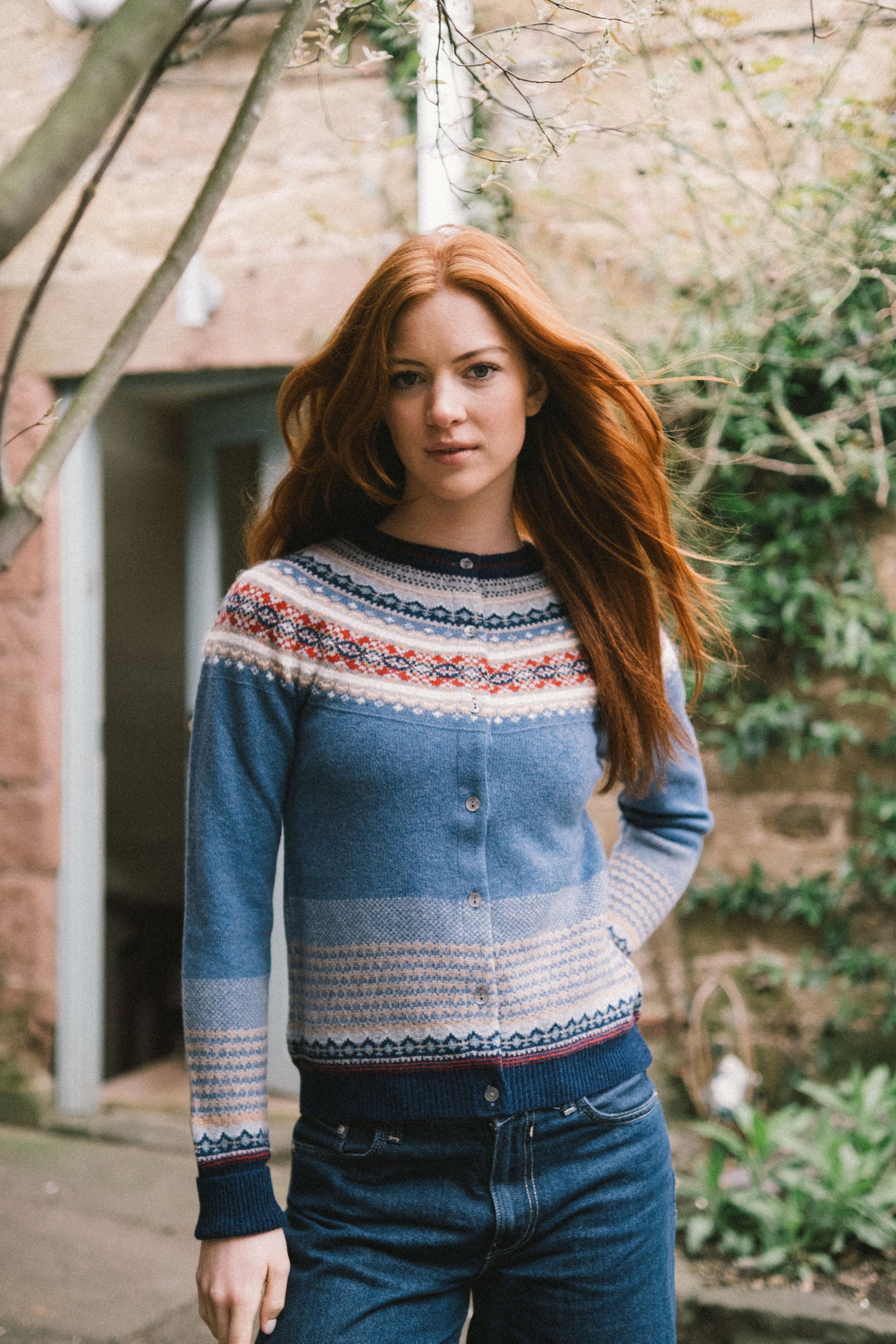Eribé Strickjacke Alpine Cardigan Blue Morning bei Nauli and Stories
