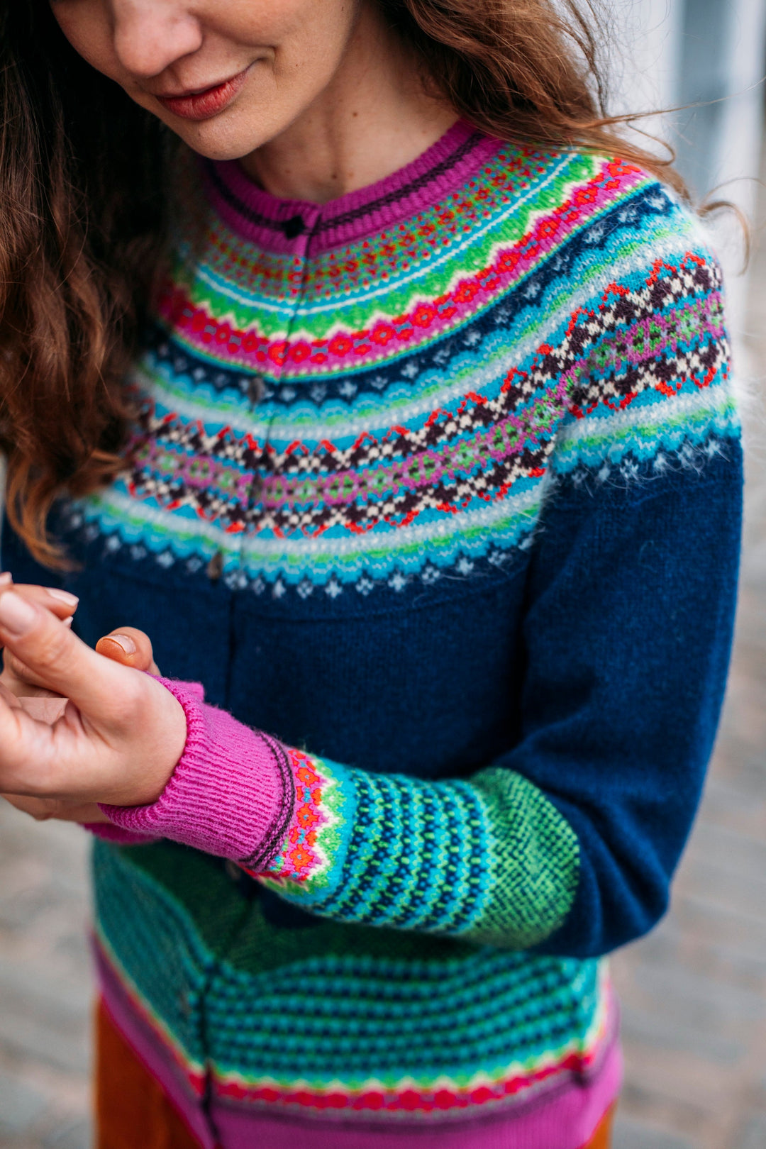 Eribé Strickjacke Alpine Cardigan Tango bei Nauli and Stories