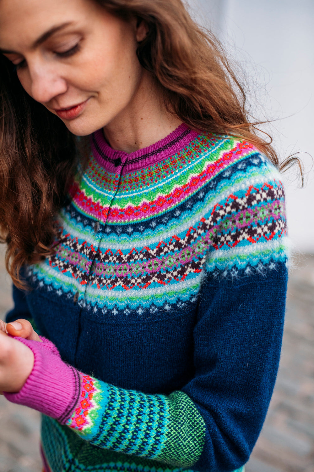 Eribé Strickjacke Alpine Cardigan Tango bei Nauli and Stories