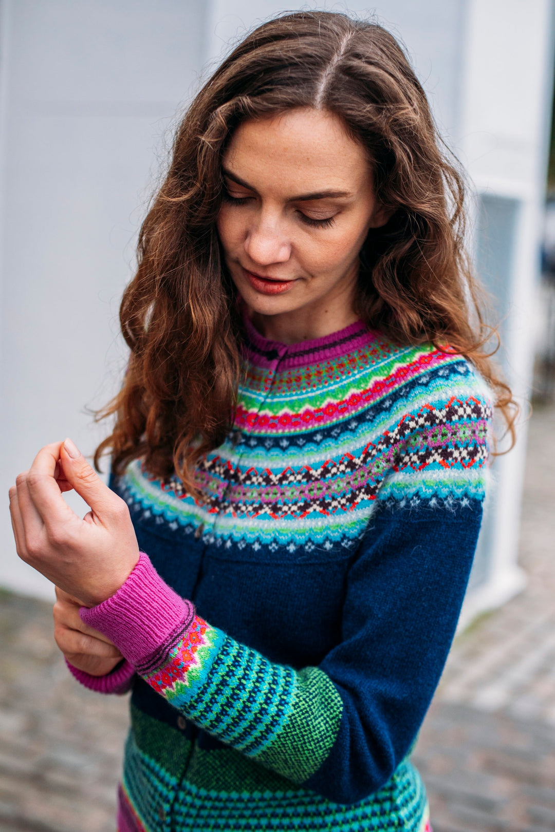 Eribé Strickjacke Alpine Cardigan Tango bei Nauli and Stories