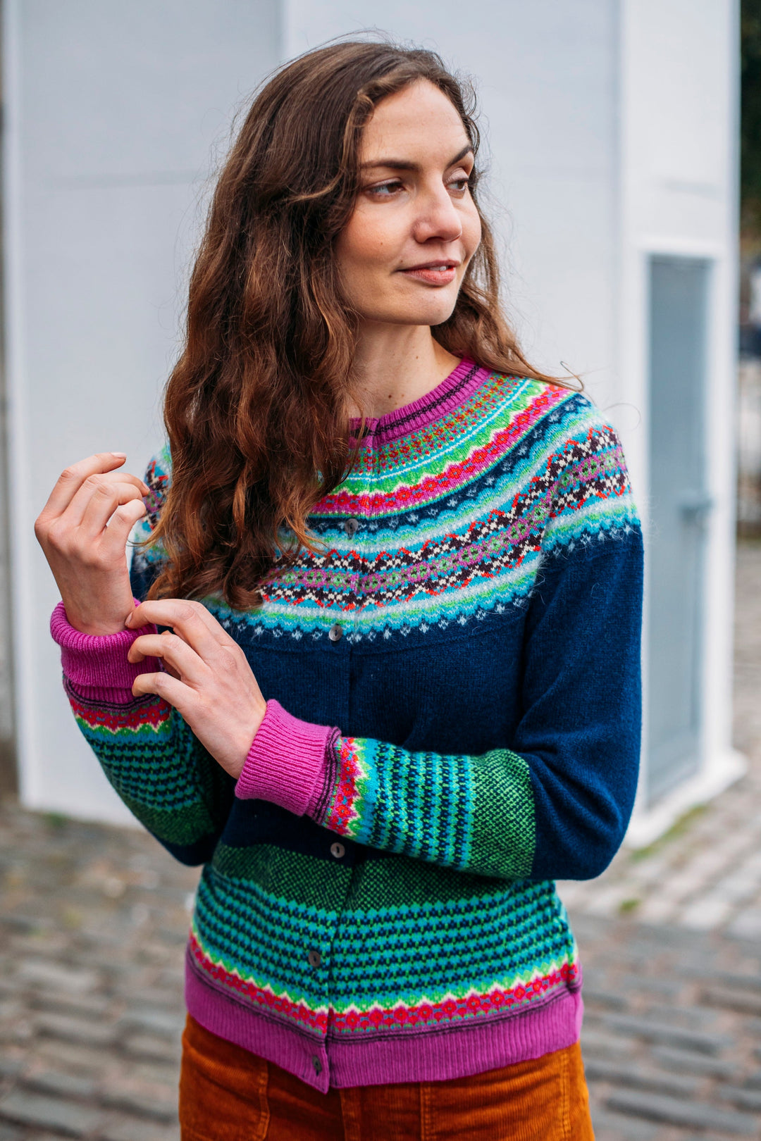 Eribé Strickjacke Alpine Cardigan Tango bei Nauli and Stories