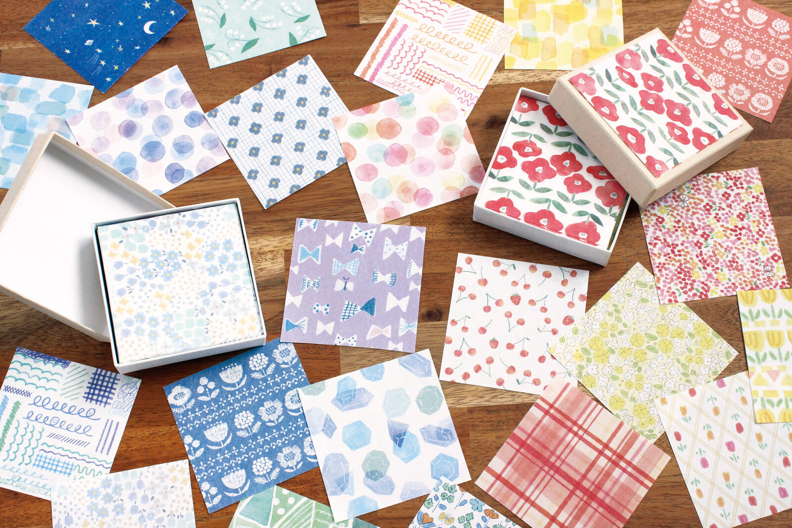 Furukawa Shiko Origamipapier Mini - Origami - Box mit Mino Washi Papier - 120 Blatt bei Nauli and Stories