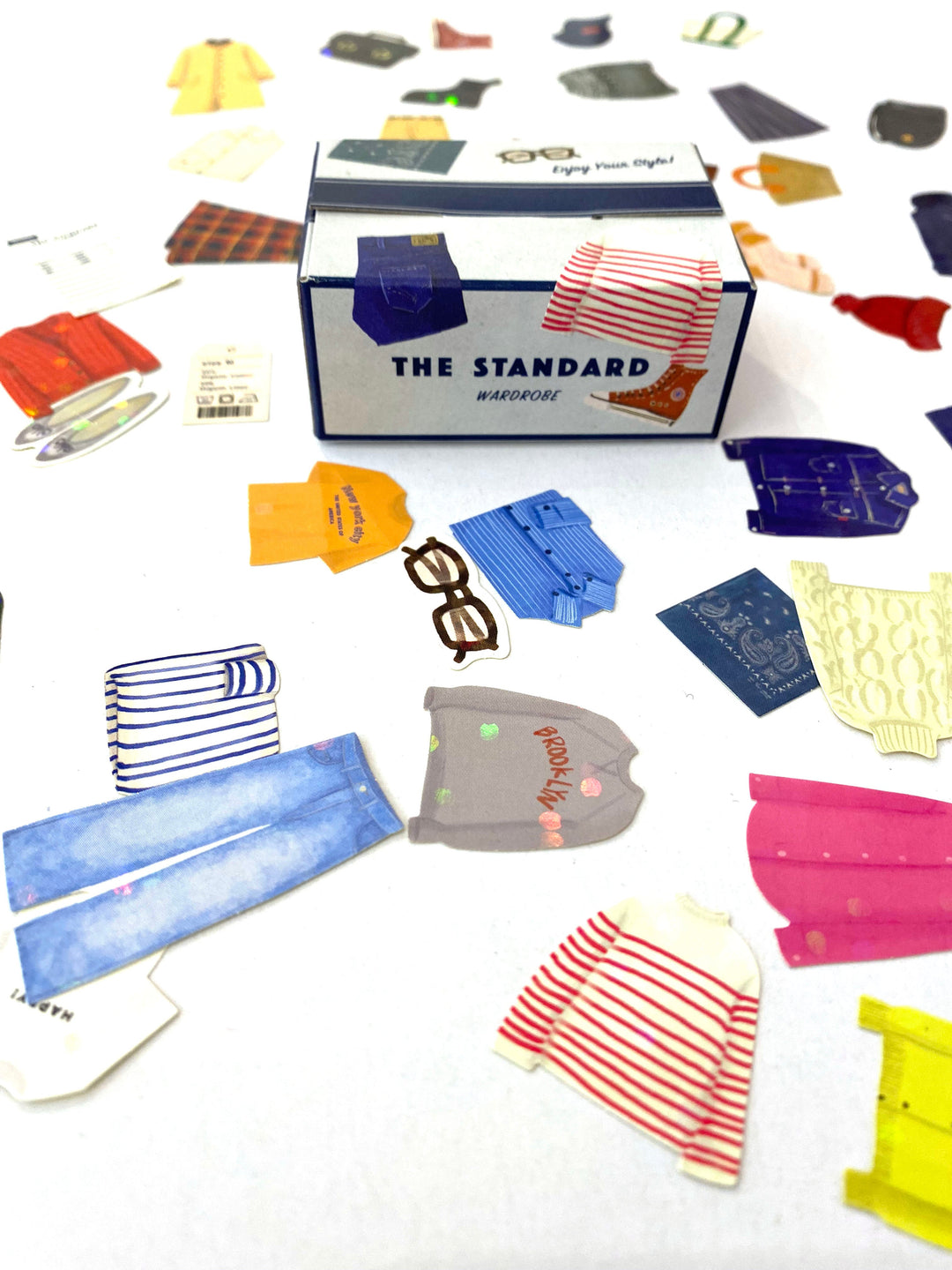 Greeting Life Inc. Sticker Enjoy Your Style! Wardrobe | Flake Sticker in Versandschachtel bei Nauli and Stories