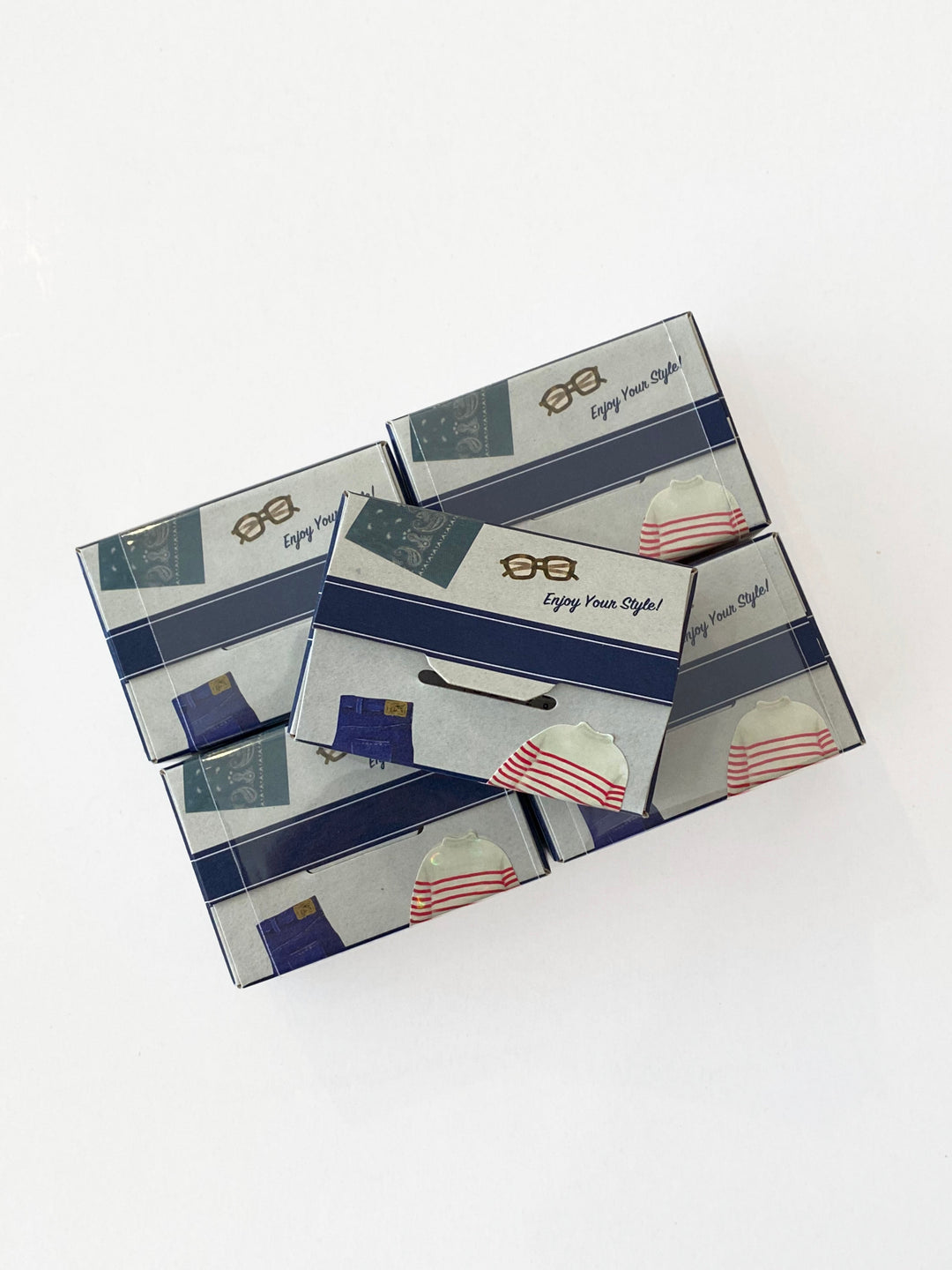 Greeting Life Inc. Sticker Enjoy Your Style! Wardrobe | Flake Sticker in Versandschachtel bei Nauli and Stories