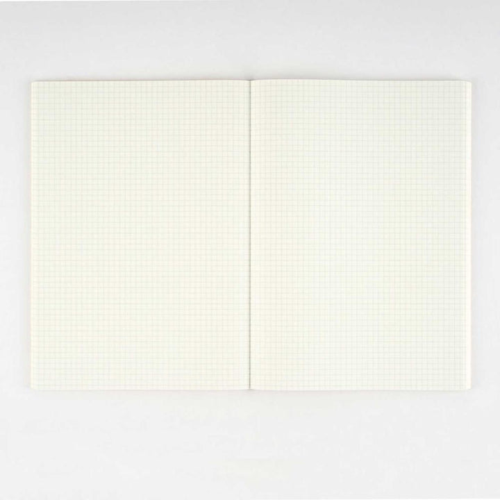 Hobonichi Notizbuch DIN A6 Tomitaro Makino: Hobonichi Graph Notebook (A6) - Yamazakura - 2027 bei Nauli and Stories