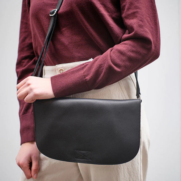 Keecie Handtasche Handtasche aus Leder - Lazy Boy - Cross Body Bag - schwarz