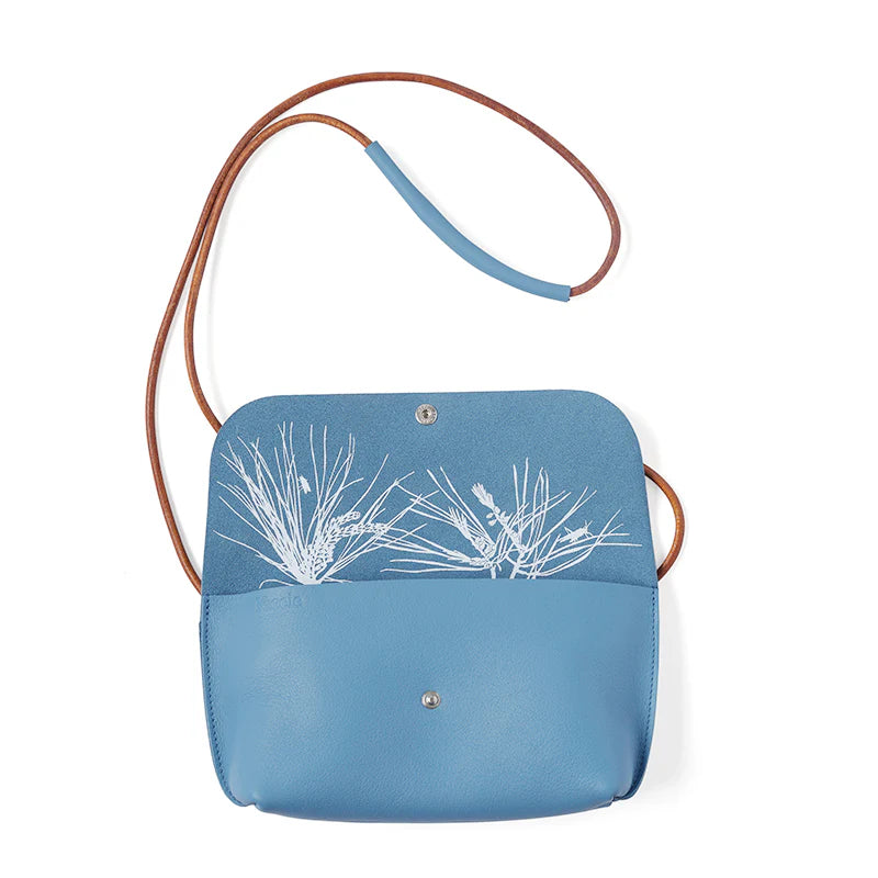 Keecie Handtasche Kleine Handtasche -  Secret Garden - Painters Blue bei Nauli and Stories