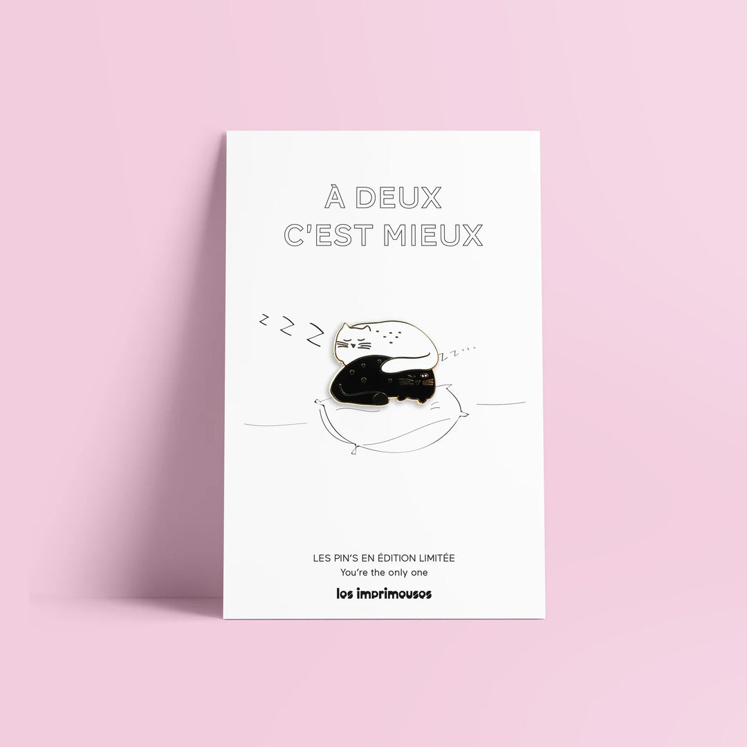 Les imprimeuses Broschen und Anstecknadeln Pin | Chat noir chat blanc - À deux c'est mieux bei Nauli and Stories