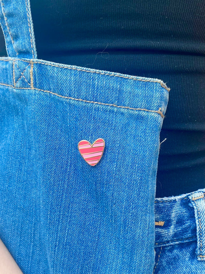 Les imprimeuses Broschen und Anstecknadeln Pin | Herz - Color Therapy Red | Die B bei Nauli and Stories