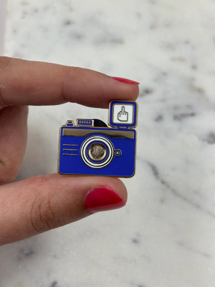 Les imprimeuses Broschen und Anstecknadeln Pin | Kamera - Oh F*ck ! | Appareil Photo bei Nauli and Stories
