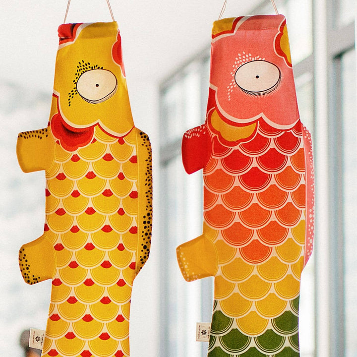 MADAME MO Rainbow Koinobori - wind sock wall decor bei Nauli and Stories
