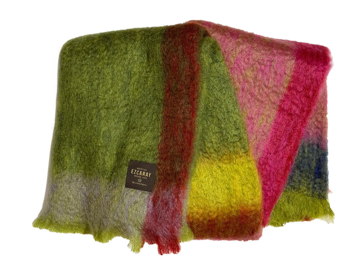 Mantas Ezcaray Sofadecke Mohair Decke -  130x200cm - grün rosa burgundy bei Nauli and Stories