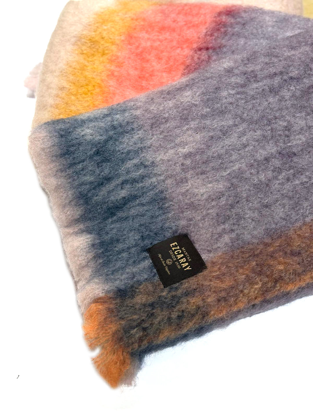 Mantas Ezcaray Sofadecke Mohair Decke -  130x200cm  - Zuckerwatte bei Nauli and Stories