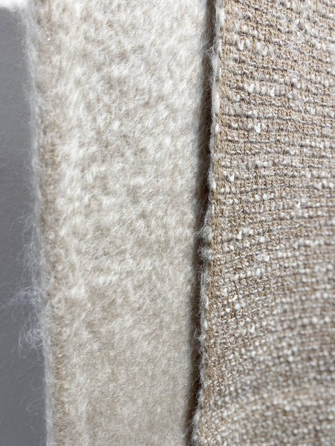 Mantas Ezcaray Sofadecke Mohair Decke Cocó - 130 x 200cm - beige, grau, silber