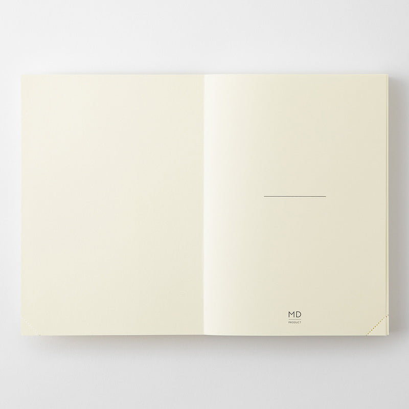 MD Paper | Midori Notizbuch DIN A5 MD Notebook Codex A5 1D/1P Dot Grid | gepunktet bei Nauli and Stories