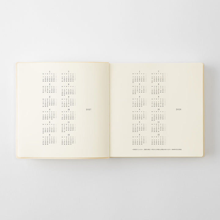 MD Paper | Midori Tageskalender NEW MD Notebook Diary A5 Square 1Day 1Page 2027 bei Nauli and Stories